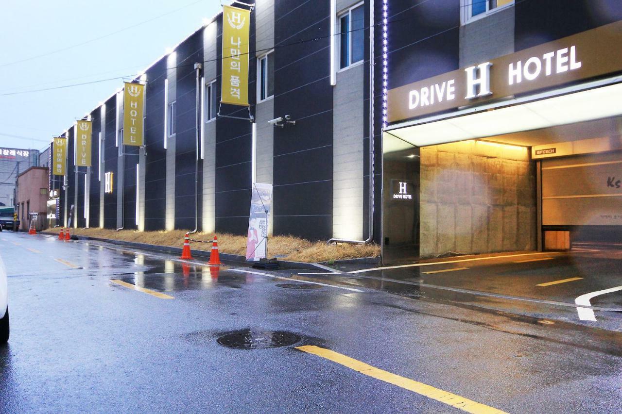 H Drive Hotel Iksan Екстериор снимка
