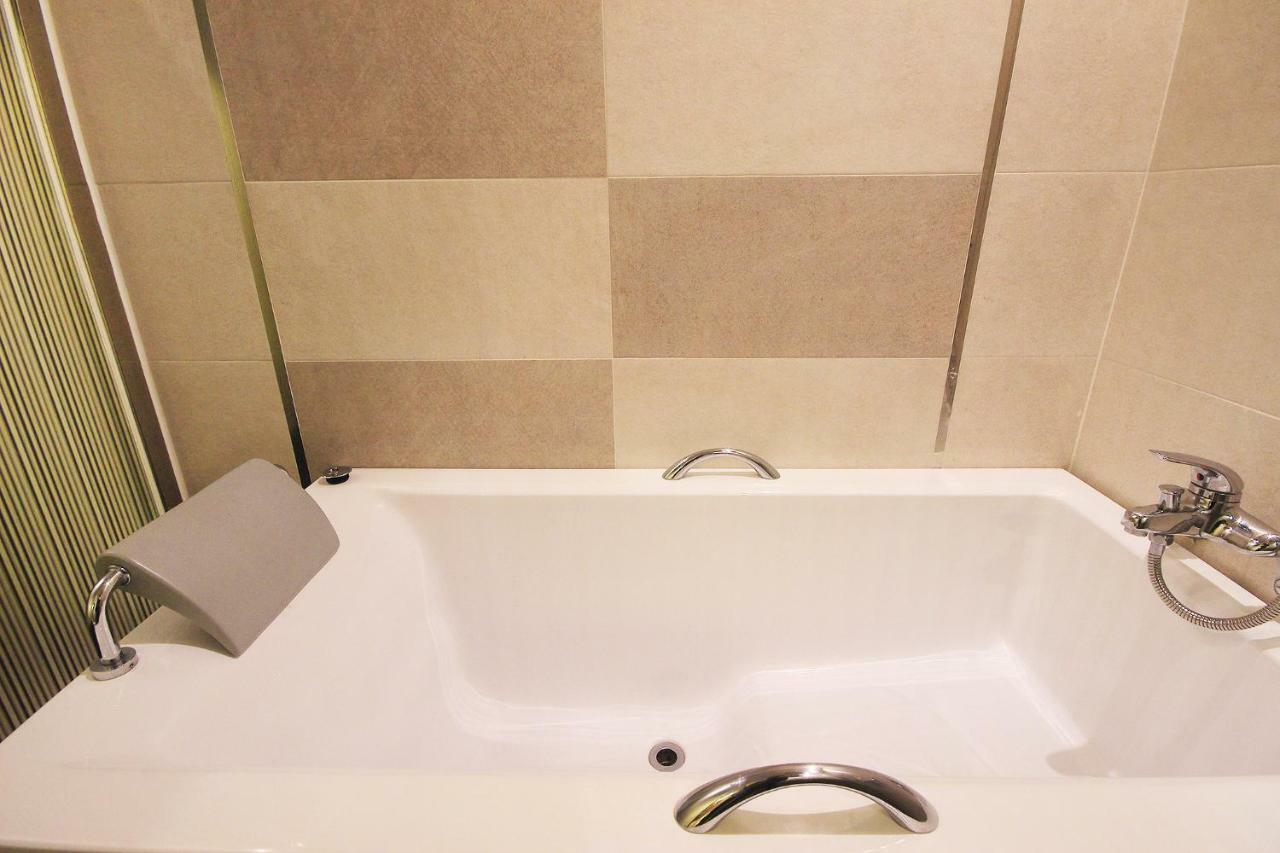 H Drive Hotel Iksan Екстериор снимка
