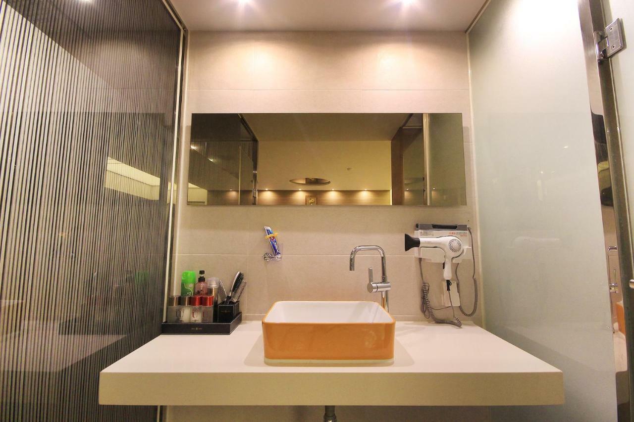 H Drive Hotel Iksan Екстериор снимка