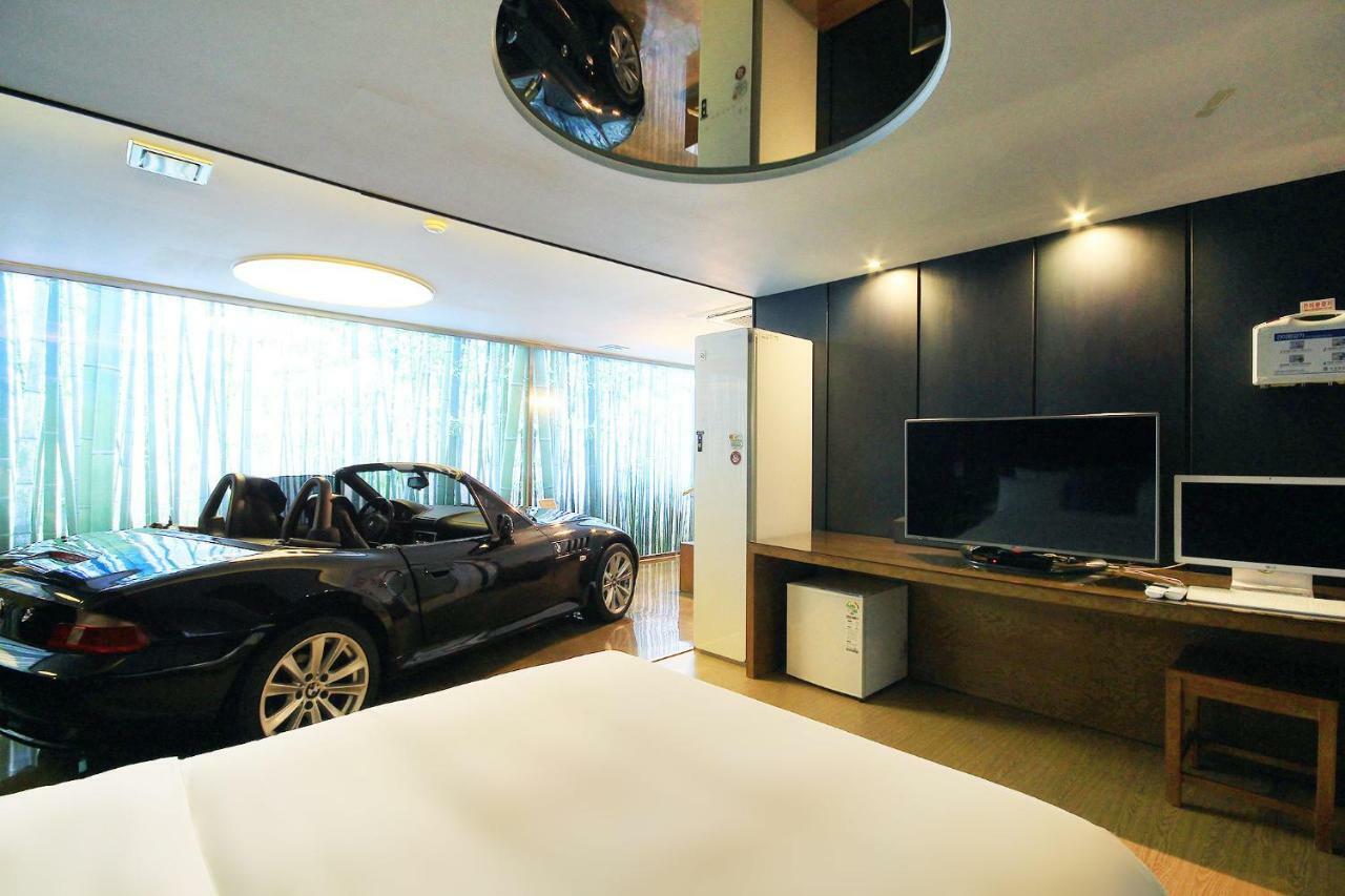 H Drive Hotel Iksan Екстериор снимка