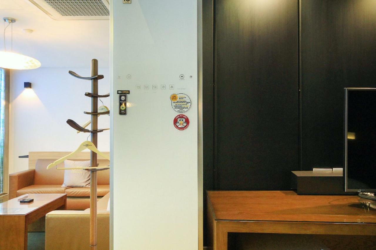 H Drive Hotel Iksan Екстериор снимка